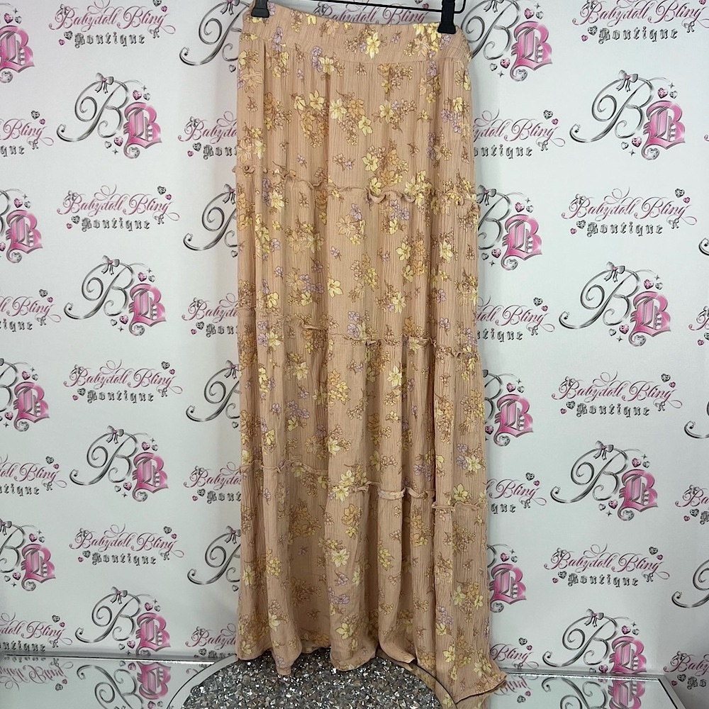 Wild skye skirt tiered ruffle Elegant Floral A-Line Skirt in Peach and Yellow